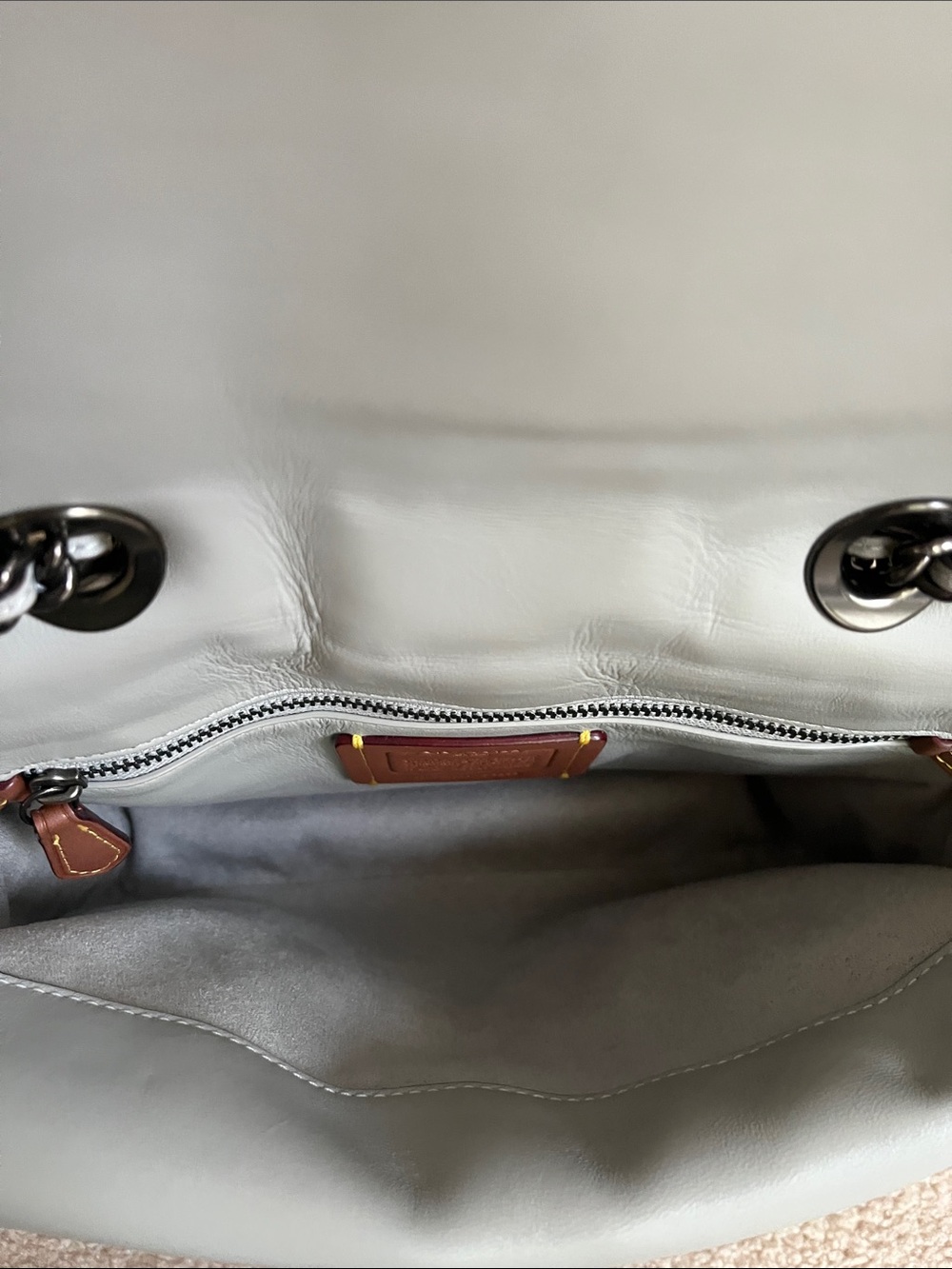 Coach Bag ๐ผ - Picture 9 of 13